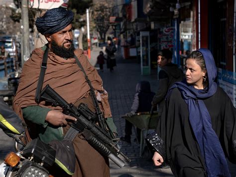 28 Afghanen abgeschoben .